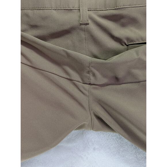 Khaki Cargo Golf Shorts by Birdie Bound 38W 9L (labeled 36W) - Picture 10 of 10